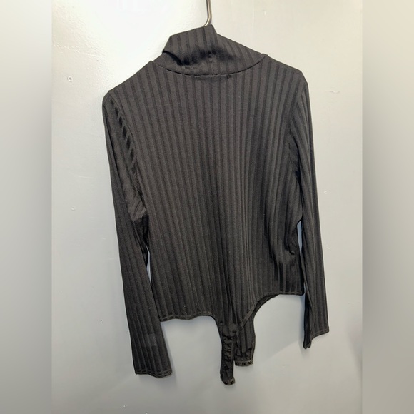 Missguided Black Turtleneck Bodysuit - Picture 2 of 3